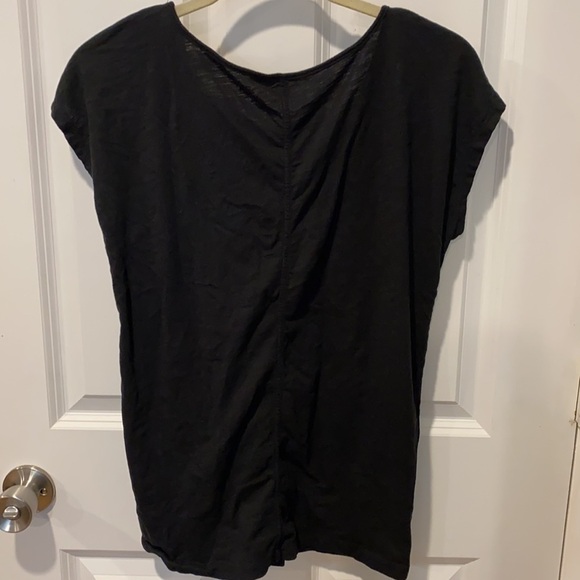 LOFT Black Scoop Neck Fitted Top EUC - Picture 5 of 7